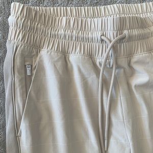 BRAND NEW! Run larger. normally a 4 but 0 fit